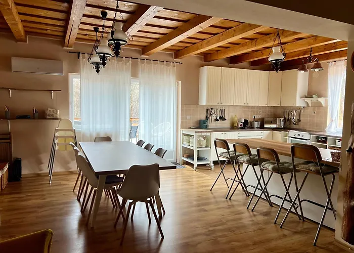 Indawood Semesterbostad